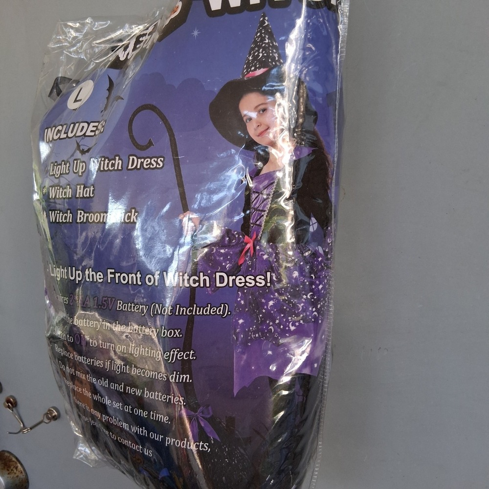 NWT Halloween Light-Up Witch Costume, Dress Hat Broom Child Large L Girls Kids